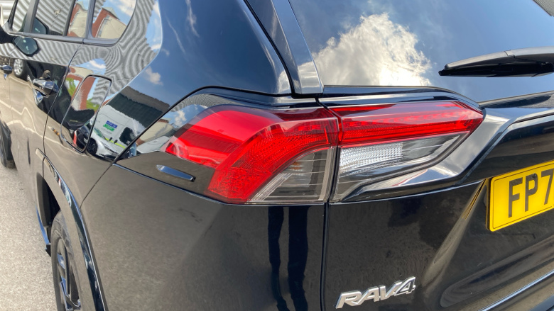 Toyota RAV4 2.5 VVT-i Hybrid Black Edition 5dr CVT Hybrid Estate